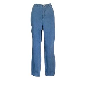 NYDJ jeans, women's 10 EUC light blue denim, Lift & Tuck high rise, skinny ankle